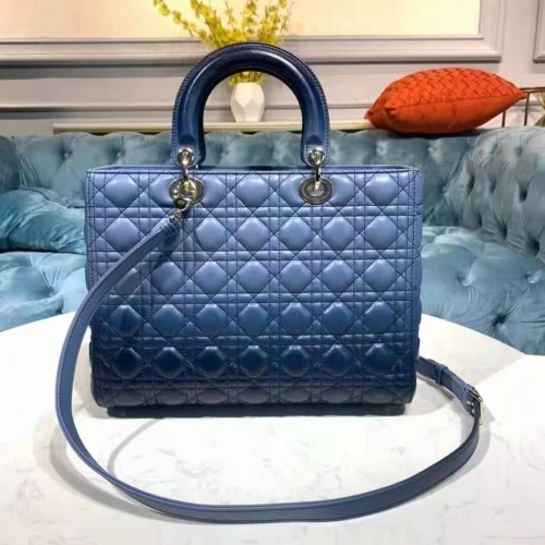 Dámská kabelka DIOR Blue Gradient Cannage Lambskin M0567 Blue