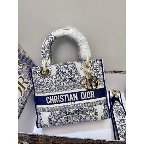 DIOR MEDIUM LADY D-LITE BAG Modrá Toile de Jouy Reverse Embroidery M0565ORGO