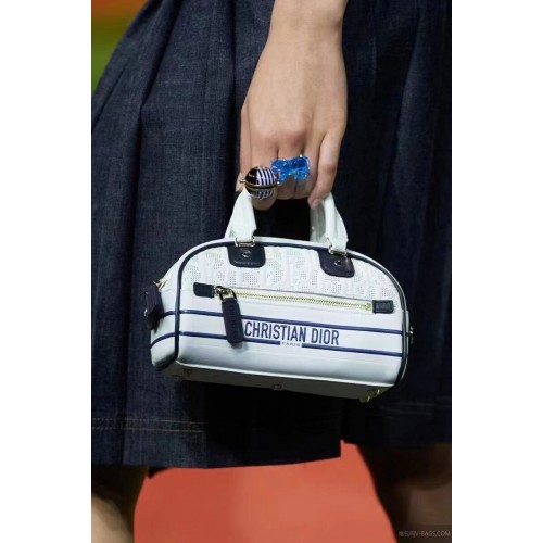 Malá kožená taška DIOR C9201 bílá