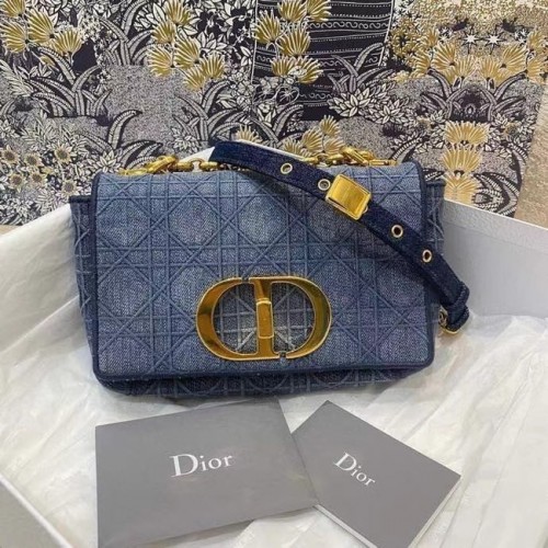 Dior MALÁ TAŠKA DIOR CARO BAG Cannage Embroidery with Straw Effect M9241 modrá