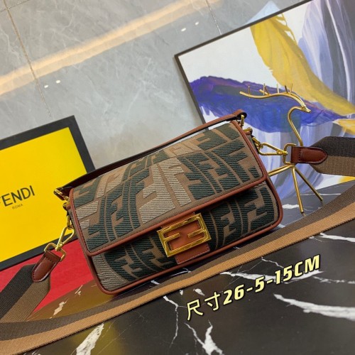 Plátěná kabelka FENDI BAGUETTE F000159 Hnědá