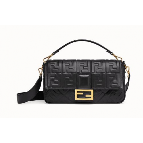 Velká kabelka přes rameno FENDI BAGUETTE 8BR771A černá