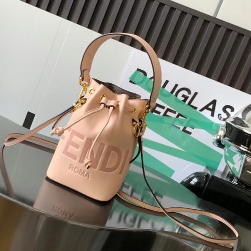 Kožená mini kabelka FENDI Mon Tresor 8BS010AC růžová