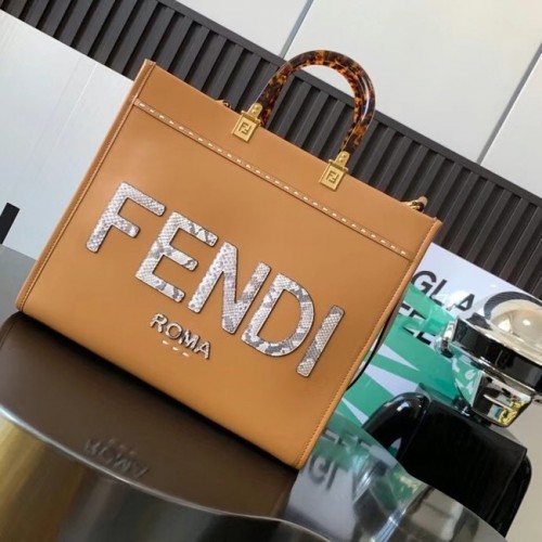 Fendi Sunshine střední kožená a elaphe nákupní taška 8BH386A hnědá