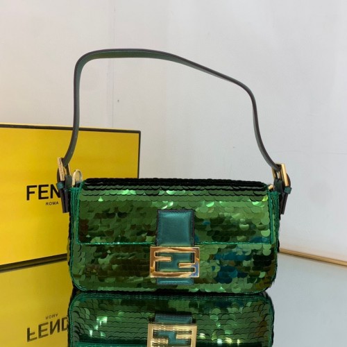 Fendi FF Baguette zlatá kovová flitrovaná vyšívaná kabelka 2017 zelená