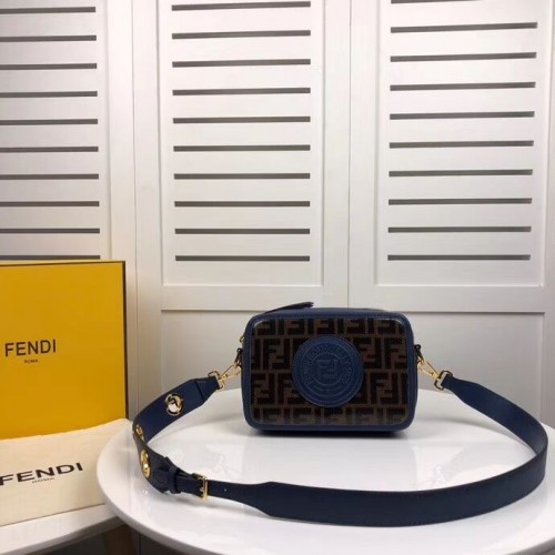 Plátěná taška Fendi MINI CAMERA Multicolor 8BF097 modrá