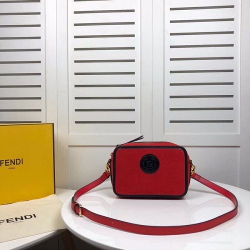 Semišová taška Fendi MINI CAMERA CASE 8BS019A červená