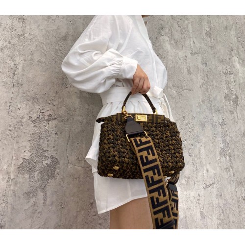 Fendi PEEKABOO ISEEU Tkaná kabelka F4587 zelená