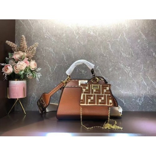 Fendi Peekaboo ISeeU Malá kožená kabelka F8636 hnědá