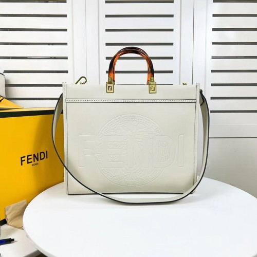 Fendi Sunshine střední velikost Fendace Printedleather Logo shopper F0873 bílá