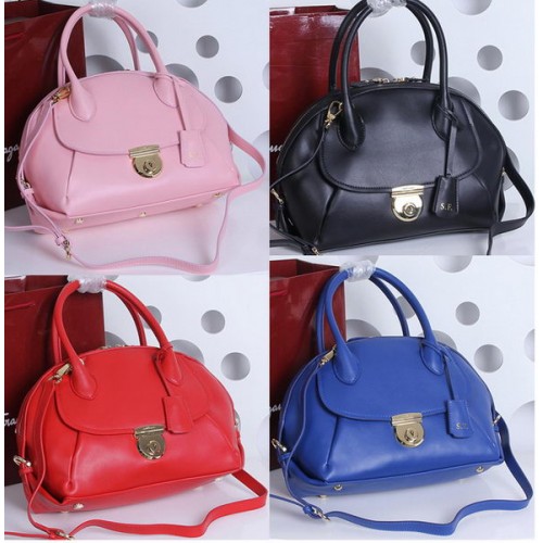 Ferragamo střední kabelka z telecí kůže SF588471