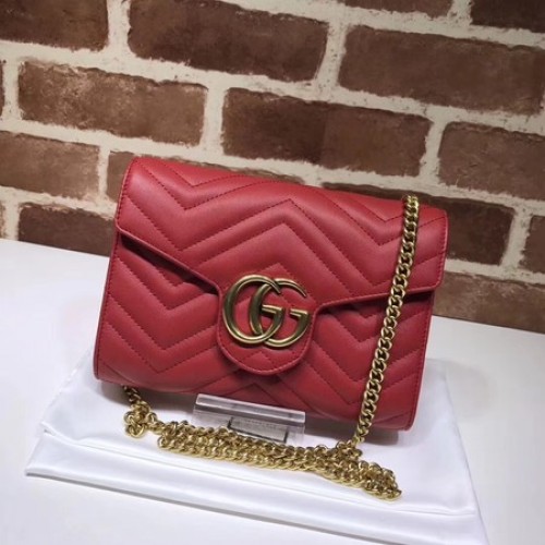 Mini kabelka Gucci GG Marmont Matelasse 474575 červená