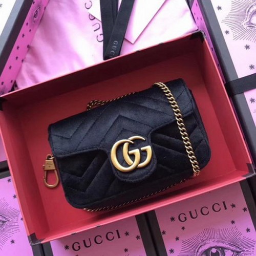 Gucci GG Marmont Velvet Super Mini Bag 476433 Černá