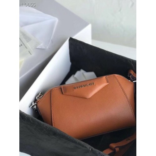 Originální kožená taška přes rameno GIVENCHY 1870 hnědá