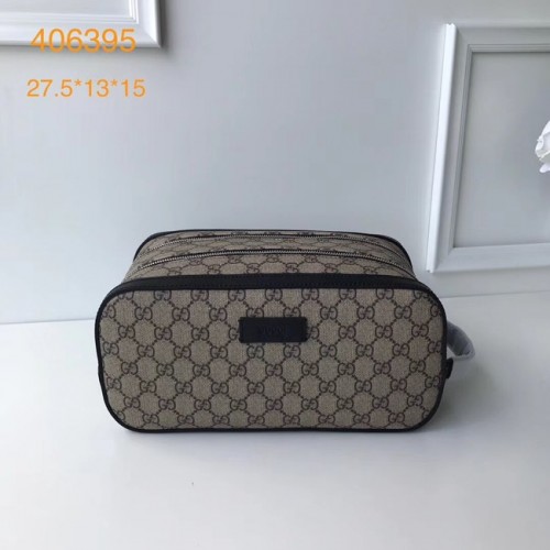 Toaletní kufřík GUCCI GG Supreme 406395