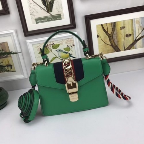 Gucci Sylvie Lather mini kabelka 470270 zelená
