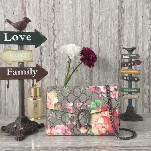 Plátěná kabelka přes rameno Gucci Dionysus GG Supreme 409340 Hnědá