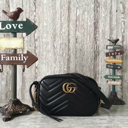 Gucci GG Marmont Matelasse mini kabelka přes rameno 448065A černá