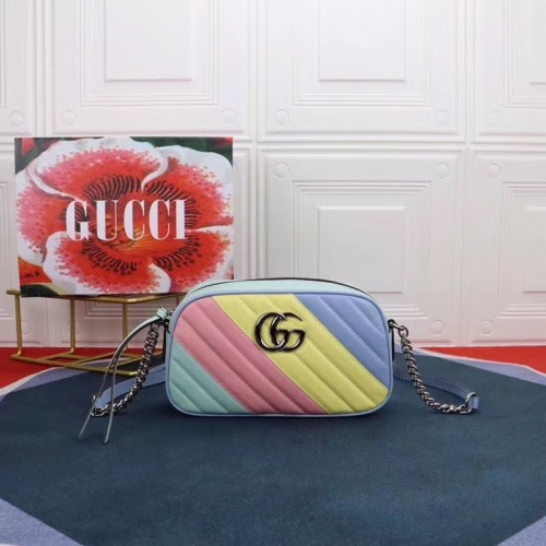 Kabelka přes rameno Gucci GG Marmont Matelasse 447632 Vícebarevná