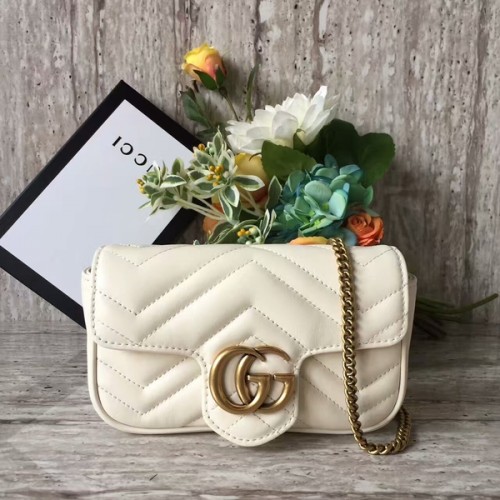 Gucci GG Marmont Velvet Nano ramenní taška 476433A bílá