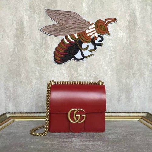 Gucci GG Original Marmont kožená taška přes rameno 431384A červená