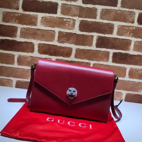Gucci střední kabelka přes rameno 527857 červená