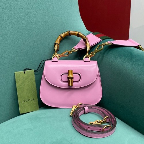 Mini kabelka Gucci s horním uchem a bambusem 686864 růžová