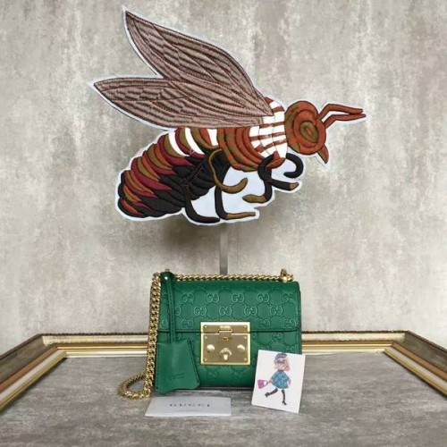 Gucci Padlock Gucci Signature Mini ramenní taška 409487A zelená