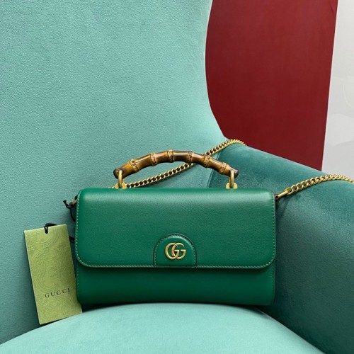 Gucci Malá kabelka s horním uchem a bambusem 675794 zelená