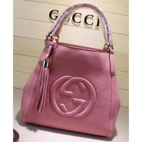 Kožená kabelka přes rameno Gucci Soho 336751 růžová