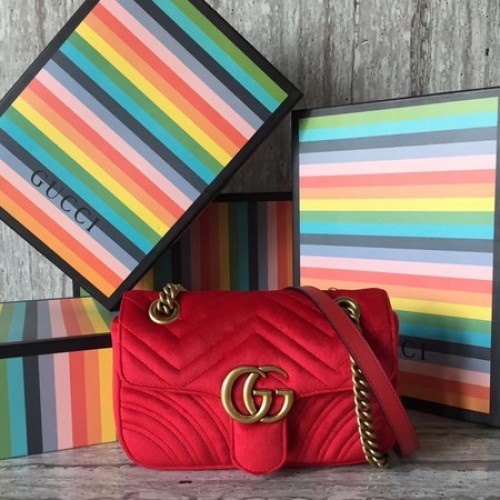 Gucci GG Marmont Mini kabelka 446744 červená