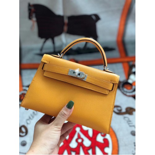 Hermes originální mini Kelly chevre mysore K19CM mango žlutá a stříbrná kovová