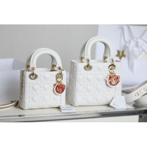LADY DIOR MY ABCDIOR BAG Kabelka Cannage Heart z jehněčí kůže M0539O bílá