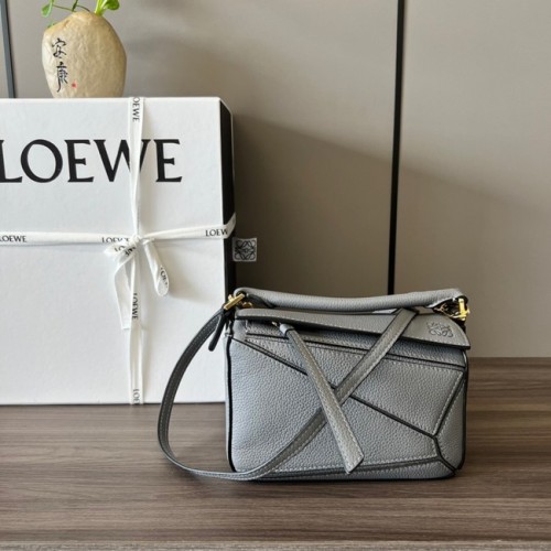 Loewe mini puzzle taška originální kůže 6134 šedá