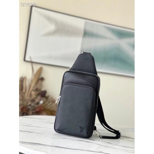 Kabelka Louis Vuitton AVENUE SLING M30859 černá
