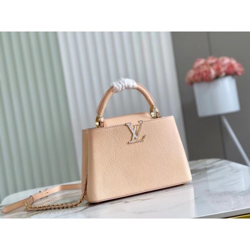 Kabelka Louis Vuitton CAPUCINES BB M48865 krémová