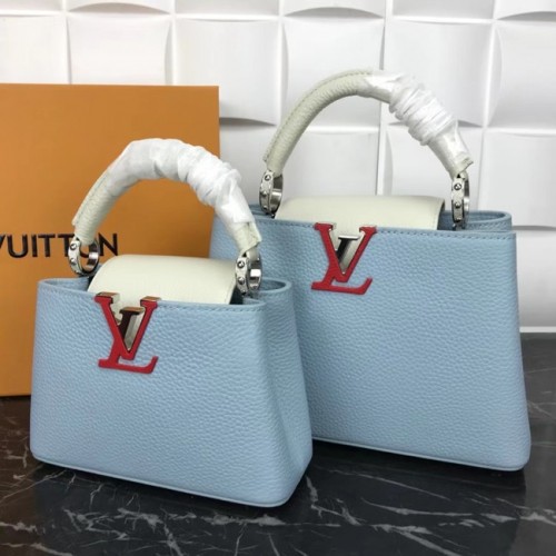 Kabelka Louis Vuitton CAPUCINES PM M57519 světle modrá a bílá