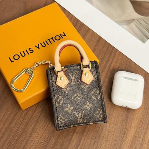 Přívěsky Louis Vuitton CE9378