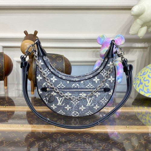 Kabelka Louis Vuitton LOOP M21752 šedá