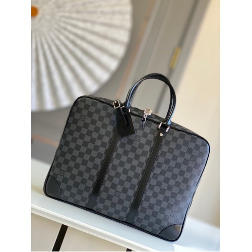 Louis Vuitton Monogram Canvas Porte-Documents Voyage M40225 černá