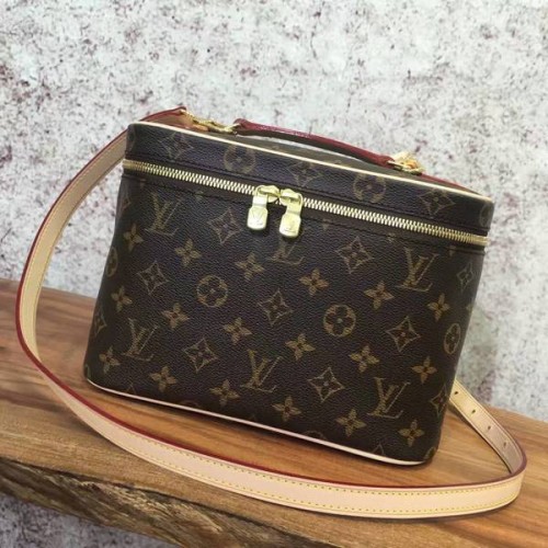 Plátěná pudrová krabička Louis Vuitton Monogram 42265