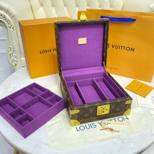 Pouzdro na šperky Louis Vuitton PĚKNÉ M47120 fialové