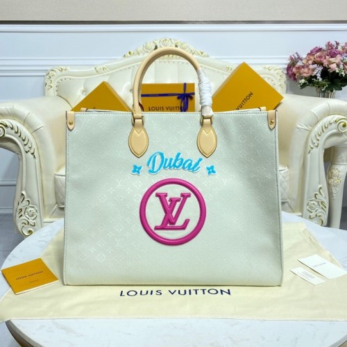 Kabelka Louis Vuitton ONTHEGO GM M20815 růžová