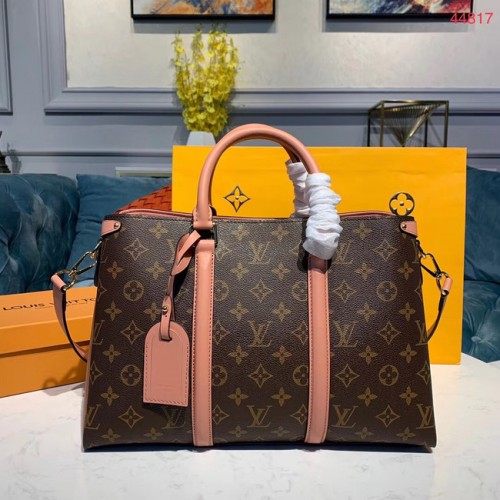 Louis Vuitton SOUFFLOT Střední taška M44817 růžová