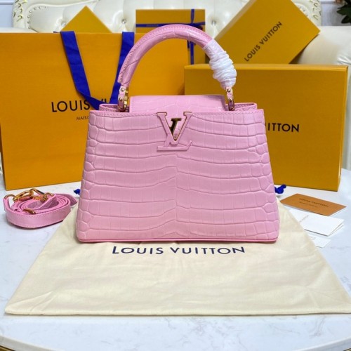 Kabelky Louis Vuitton CAPUCINES z krokodýlí kůže BB M81190 růžová
