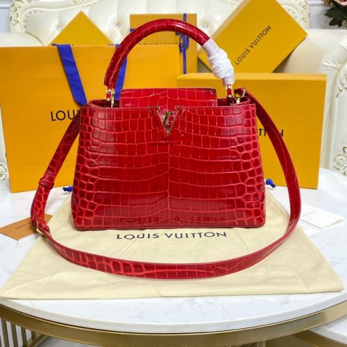Kabelky Louis Vuitton CAPUCINES z krokodýlí kůže M48866 červená