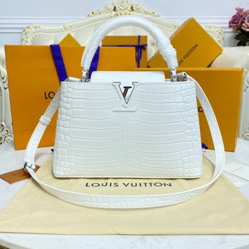 Kabelky Louis Vuitton CAPUCINES z krokodýlí kůže M48866 bílé