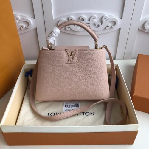 Originální elegantní kabelka Louis Vuitton Capucines BB M94517 v tělové barvě