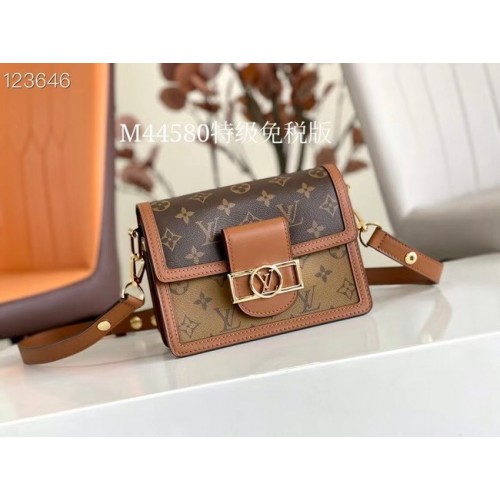 Kabelka Louis Vuitton MINI DAUPHINE M44580