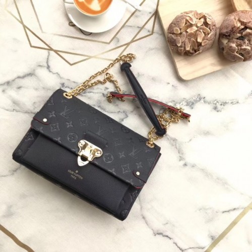 Louis Vuitton originální kabelka s monogramovým potiskem VAVIN PM M52271 tmavě červená